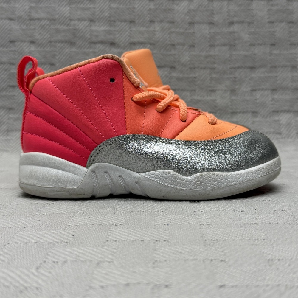 Nike Air Jordan 12 Retro Sunrise TD Orange Kids Size 9c 819666-601